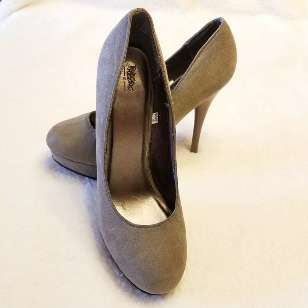 Mossimo mink platform heels Sz 8.5